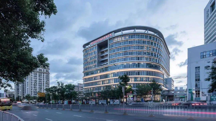 华中科技大学协和深圳医院